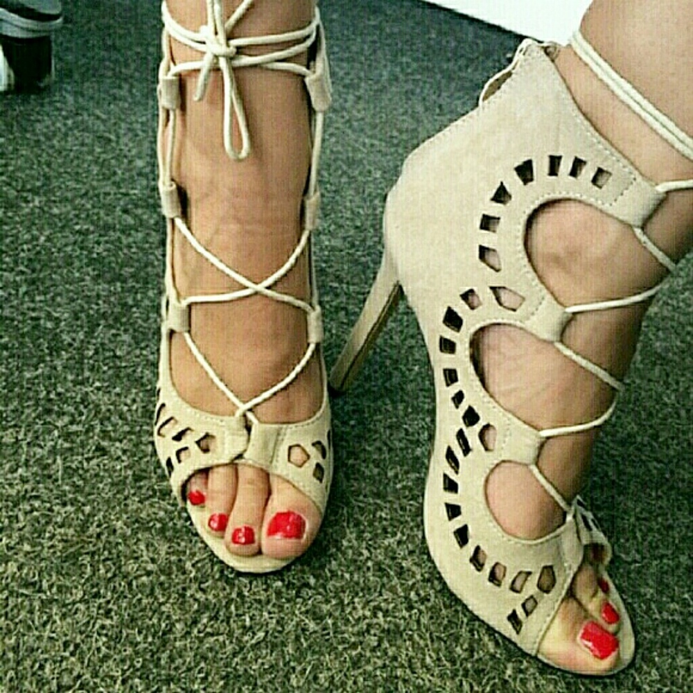 💋GLADIATOR CUT-OUT HIGH HEEL SANDALS!!!